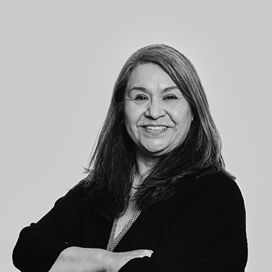 Ms Marnie Falcon